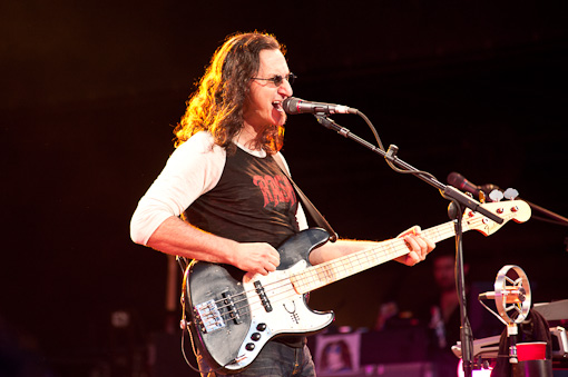 Rush at Jones Beach