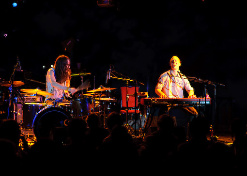 Au at Le Poisson Rouge