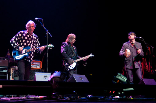 Robyn Hitchcock w/ The Venus 3