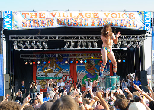 Monotonix at Siren Music Festival