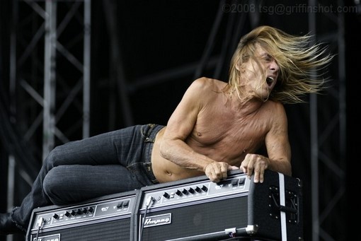 Iggy Pop at the Virgin Mobile Festival