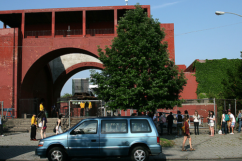 Before the first 2008 McCarren Park Pool Show